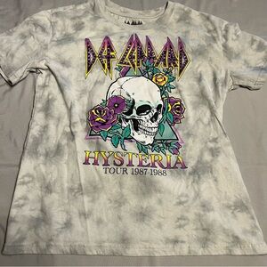 Women’s Def Leppard Graphic Tee Large